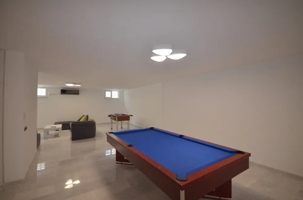 Spacious room